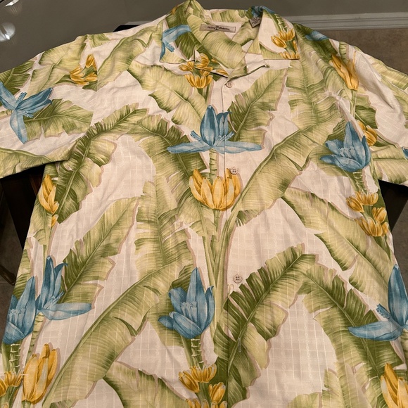 Mens Tommy Bahama Short Sleeve Shirt - Picture 1 of 3